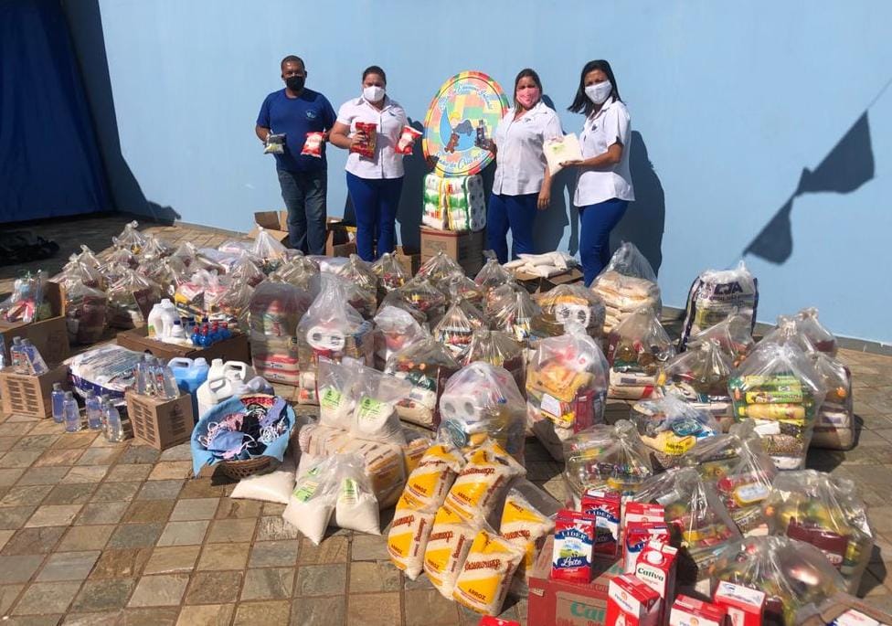 Live na Fazendinha arrecada duas toneladas de alimentos