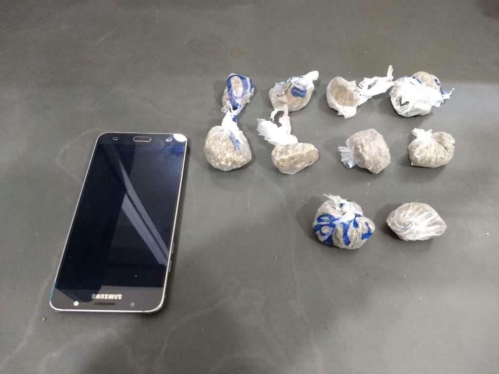 Com envolvimento no tráfico de drogas, adolescente é preso pela PM na zona norte 4 POLICIAMENTO
