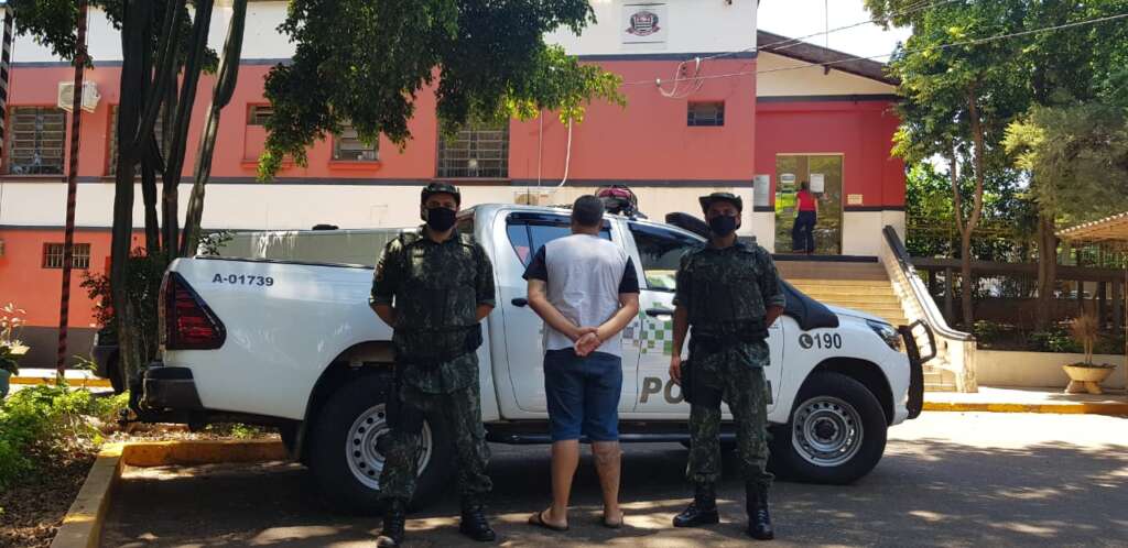 O condenado entre os Cabos PM Ambiental, Lima e Eduardo