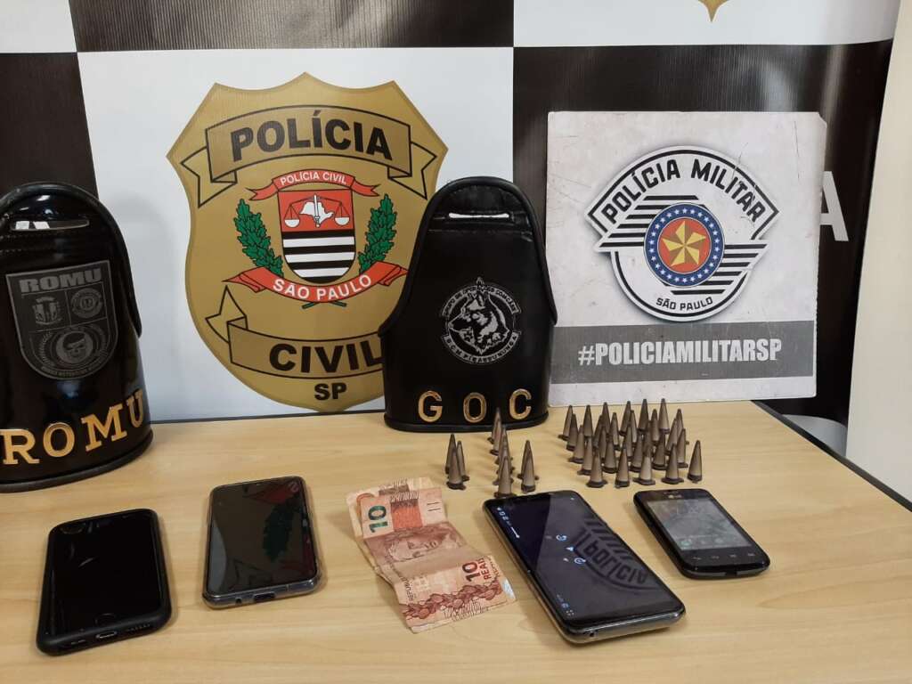 Homem e Mulher são presos por tráfico e associação pelas Forças de Segurança