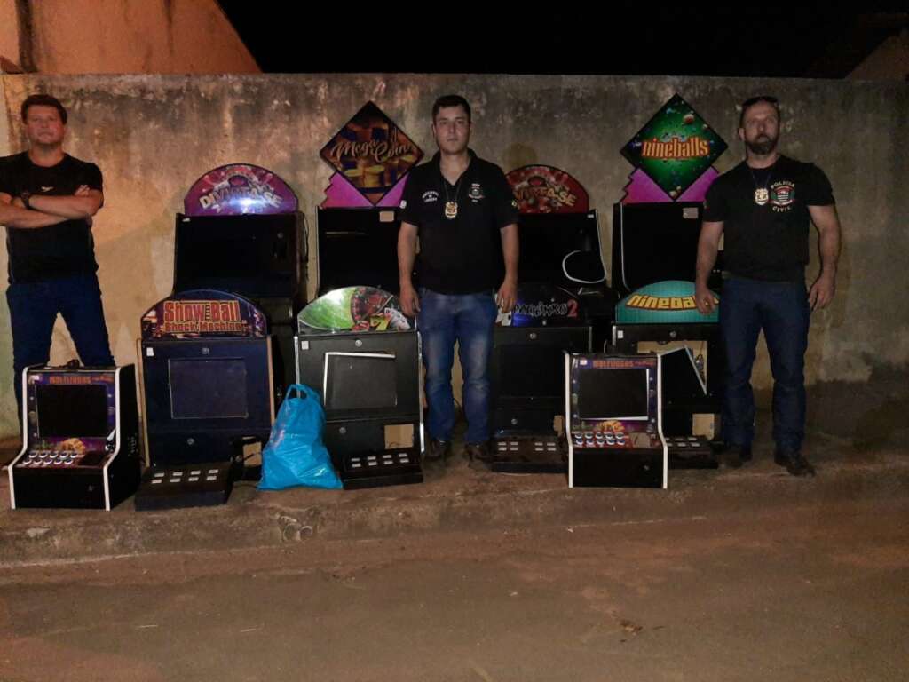 Polícia Civil “estoura” mini cassino em Pirassununga