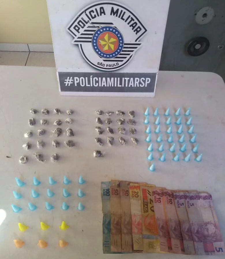 PM de Leme. Adolescentes, drogas, furto e encontro de moto roubada 2 ATO LEME 1