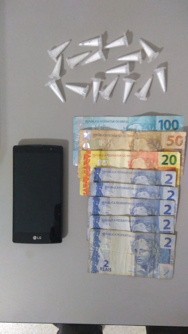 Durante deslocamento para a CPJ, policiais prende suspeito de envolvimento com o tráfico 1 TRAFICO 1
