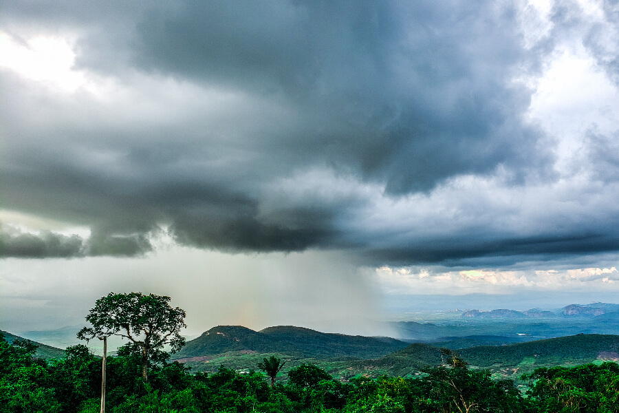 Previsão de muita chuva e temperaturas baixas no sudeste do Brasil esta semana