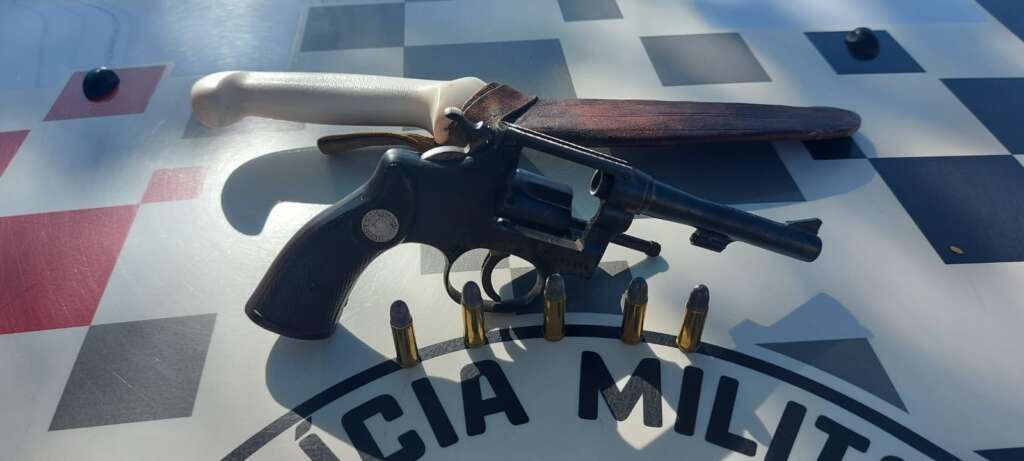 Homem é preso por Porte Ilegal de Arma de Fogo na cidade de Leme 2 LEME 5