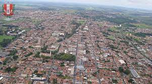 Pirassununga. Trabalho da Seete7 com reflexos positivos. Vacinados, Habitantes e Rede Municipal 1 COVD PIRA