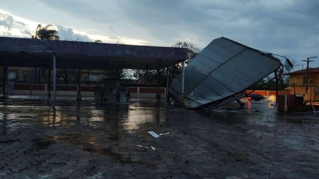 Vento, Chuva e Granizo: Pirassununga é atingida fortemente