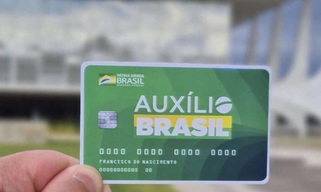 como se inscrever para receber o Auxílio Brasil