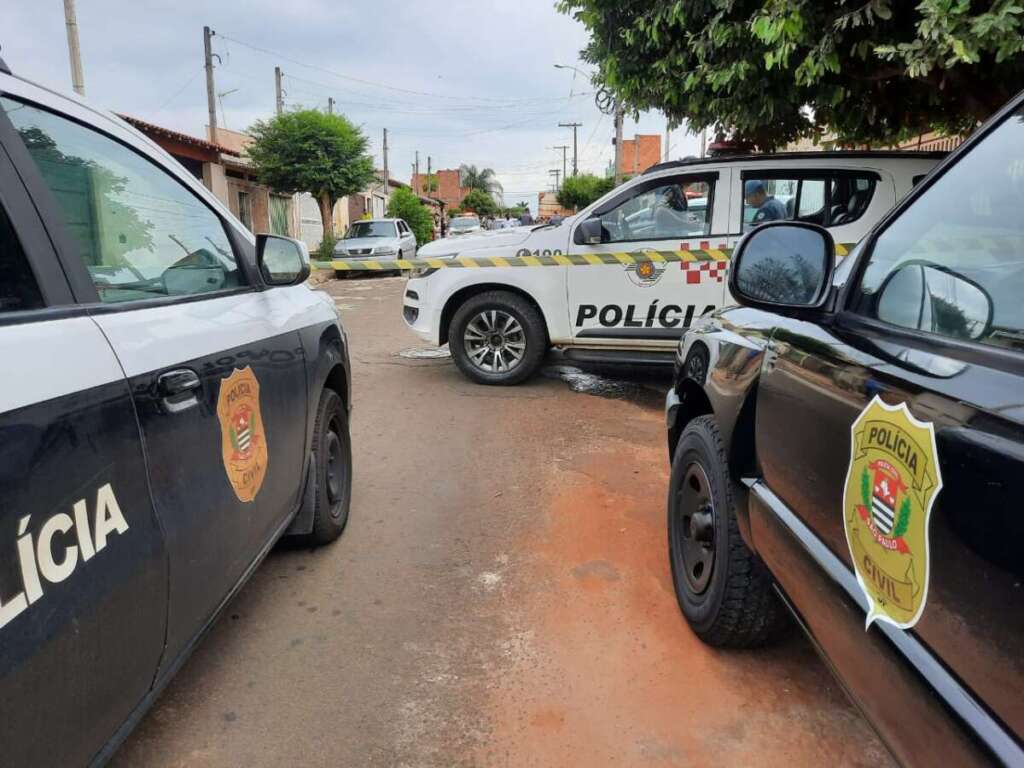 Leme: Quatro baleados, dois morreram, um grave, uma mulher com disparo no pé e dois cachorros mortos 3 LLLL2