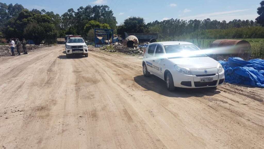 Polícia Militar Ambiental e agentes da CETESB apuram possível crime federal de “mineradora” 2 MINERADORA