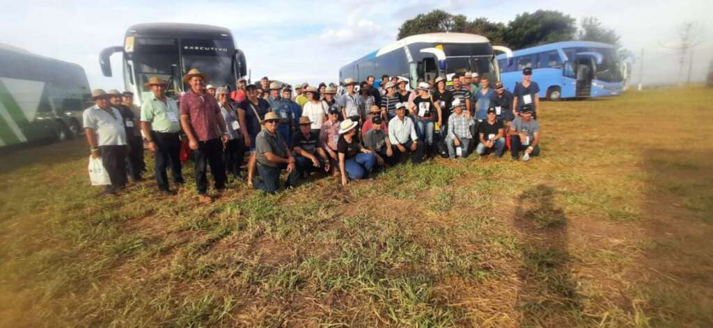 Sindicato Rural, SENAR e SEBRAE/SP, proporcionaram visita de produtores rurais de Pirassununga no AGRISHOW 9 AGRI CAPA 1 1