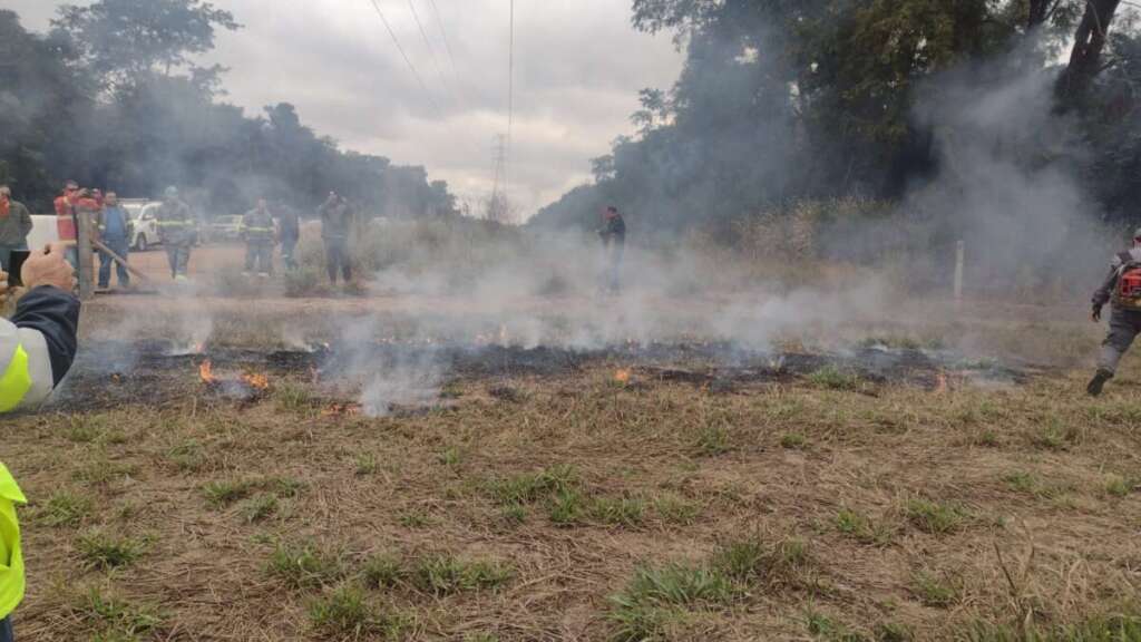 PM Ambiental contribui em treinamento básico de combate a incêndios 1 AMB Fogo 1