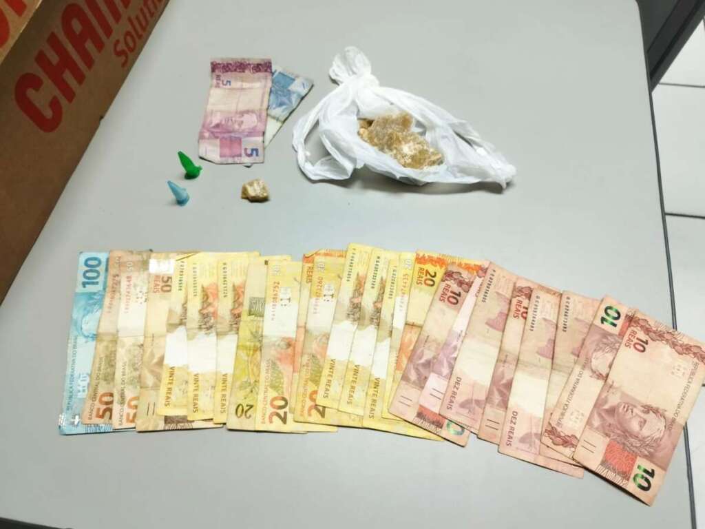 ROCAM detém adolescente por envolvimento com o tráfico de drogas 3 ROCAM DOIS