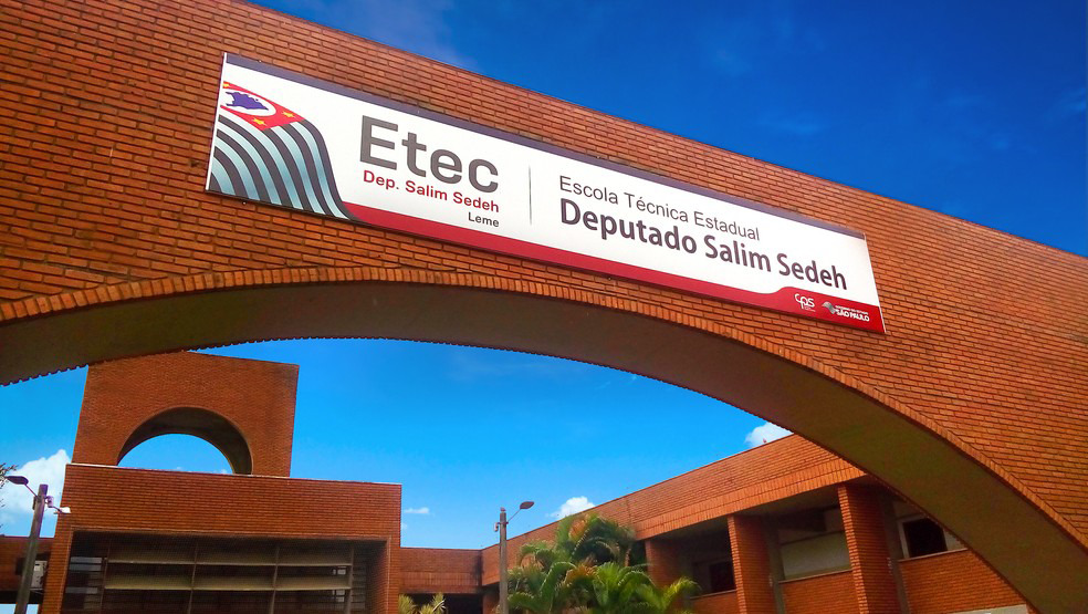 fachada ETEC 1