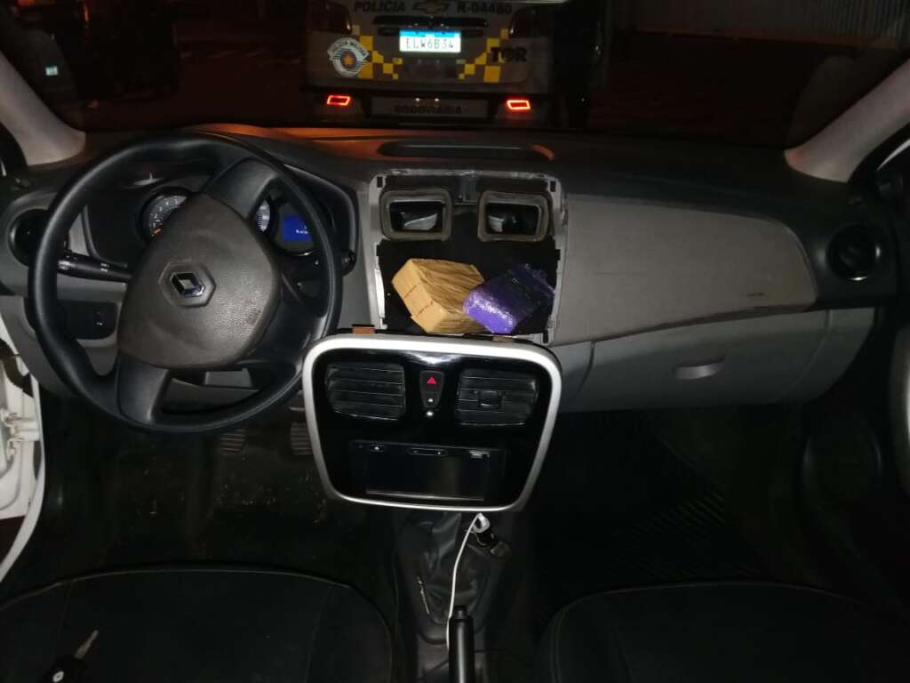 TOR prende homem com "carro cofre" com mais de 10kg de drogas 3 PMRv Drogas Leme 2