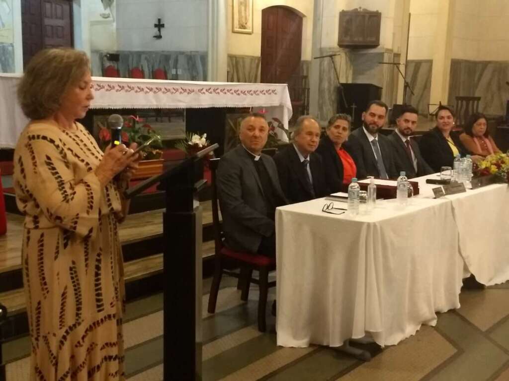 Sessão solene homenageia quatro ferreirenses com Medalhas e Título 2 Selma 1