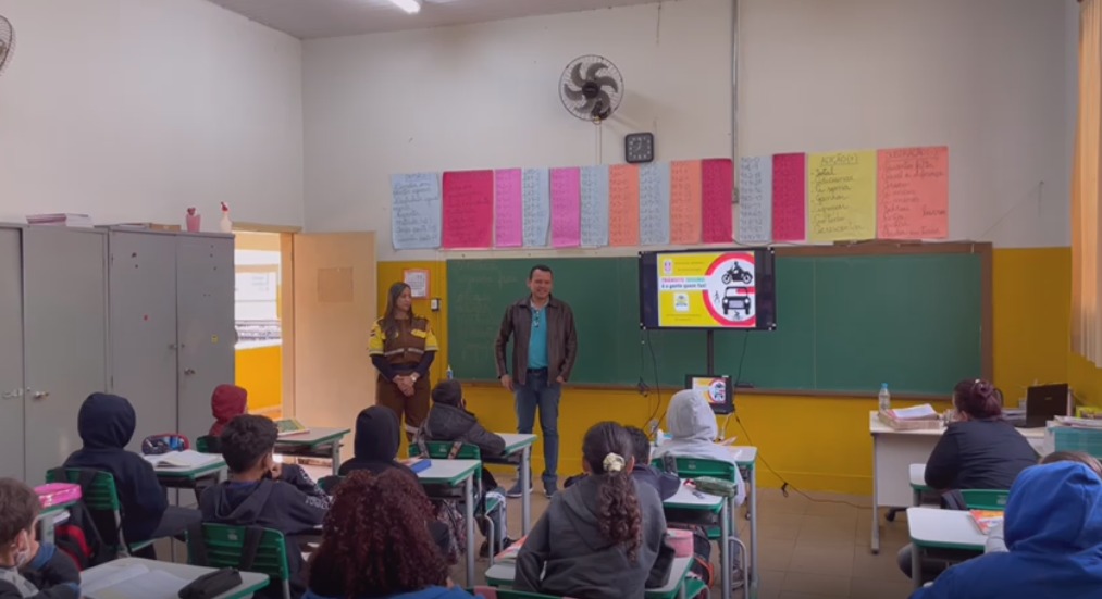 DEMUTRAN comemora semana nacional do trânsito com palestras nas escolas 3 DEMUTRAN 2