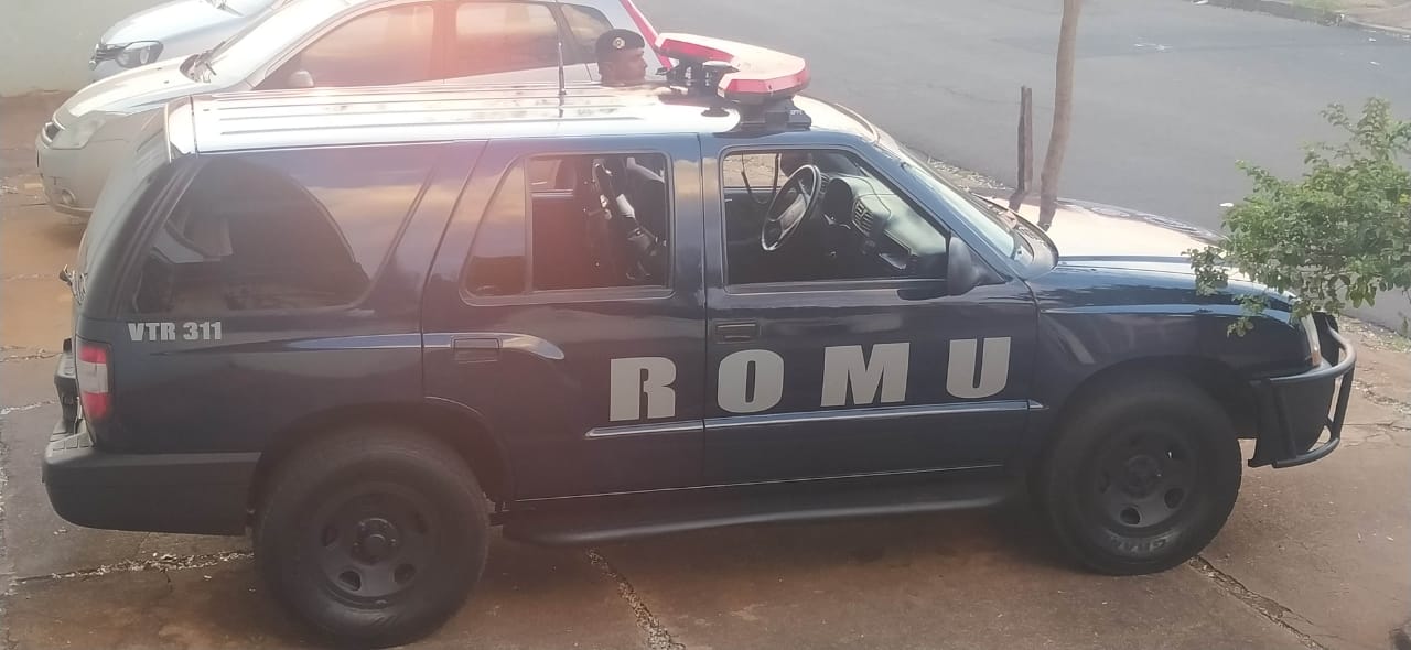 ROMU de Pirassununga detém adolescente com drogas, simulacro de arma de fogo e balança digital 2 ROMU Pira 4