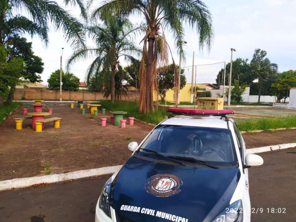 Funcionários de terceirizada da Prefeitura detidos com Maconha em Praça abandonada 1 Sao Fernando 1