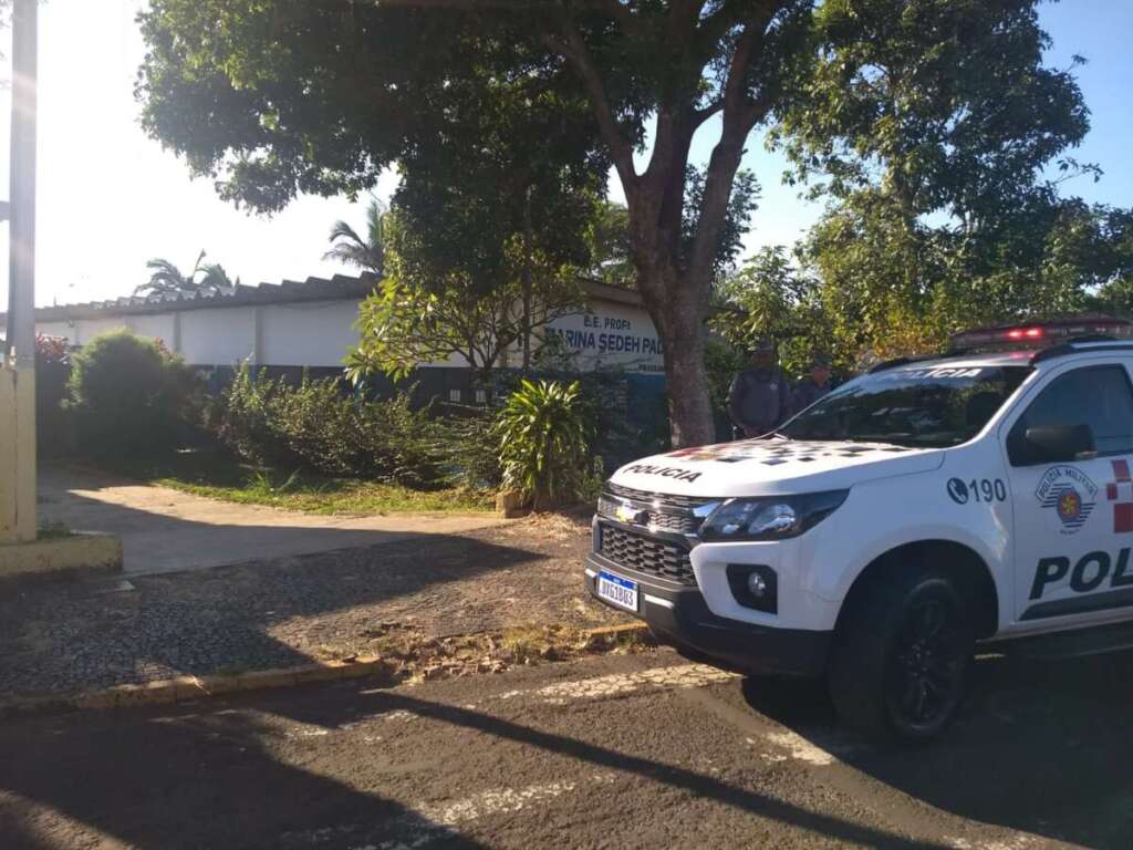 Aluno de 13 anos é detido pela PM na EE Osmarina Sed Padilha com cigarro de maconha 1 PM ESCOLA 3 1024x768 1