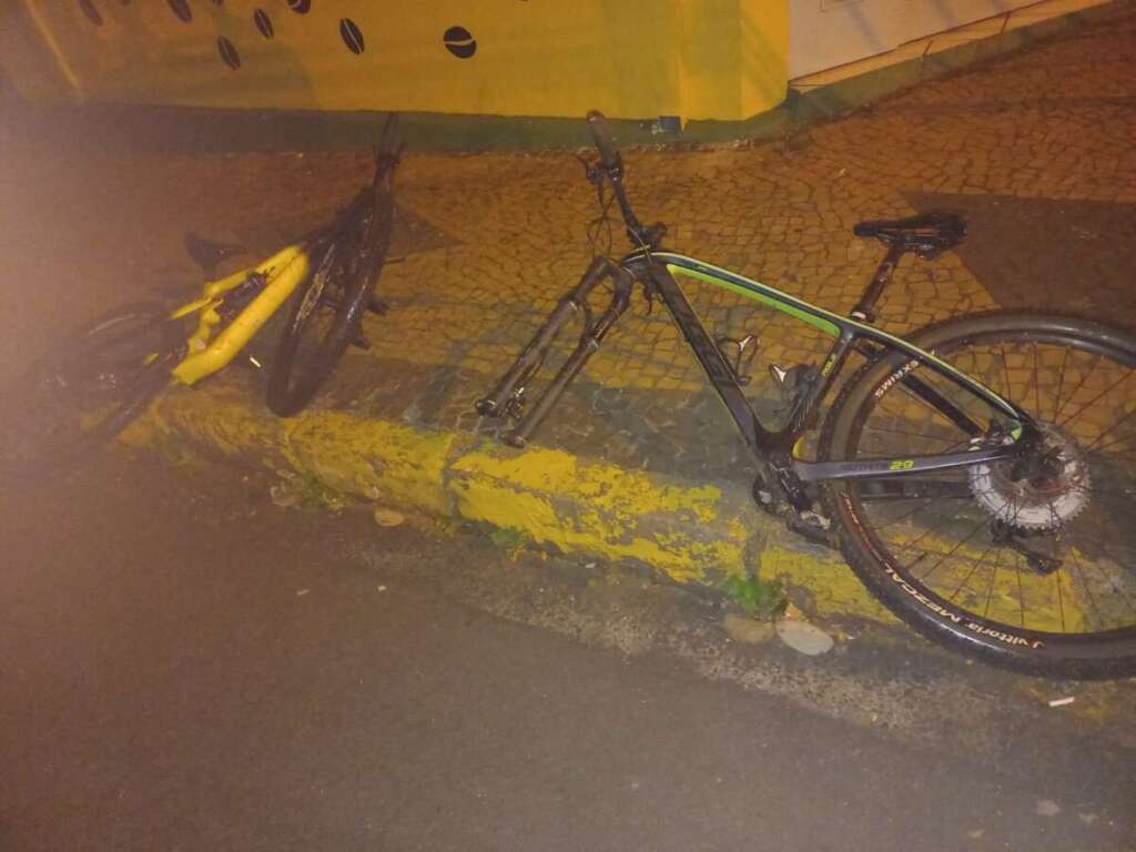 Policiais de ROCAM conseguem recuperar quatro bicicletas de alto custo levadas do Condomínio Cidade Jardim 2 WhatsApp Image 2023 03 15 at 03.27.30