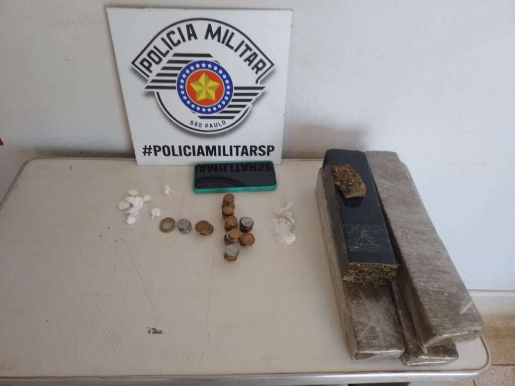 "Garagem" de um traficante da zona leste de Pirassununga é preso pela PM com considerval quantia de drogas 3 WhatsApp Image 2023 04 01 at 14.39.18 1 1