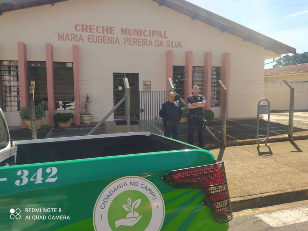Escolas do município de Pirassununga tiveram policiamento ostensivo nesta quinta-feira 55 pm escola pirassununga 20 abril 56