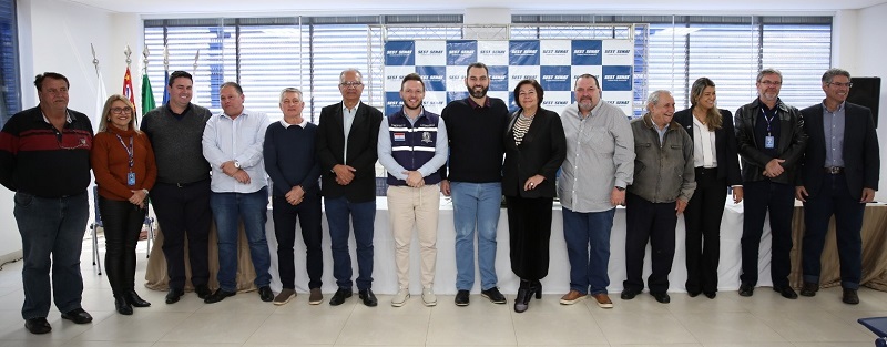 Prefeitos assinam protocolo de intenções que cria o Coniac 2 coniac7