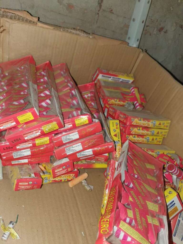 Comerciantes são presos em flagrante por vender 'linhas chinesas', e pela Lei do Desarmamento 11 WhatsApp Image 2023 07 28 at 12.12.34 1 1
