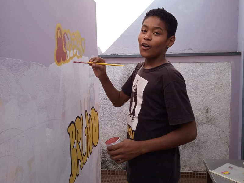 Desenvolvimento Social realizou ‘Oficina’ de grafitti no CRAS da Vila São Pedro 4 oficina grafitti 12 1