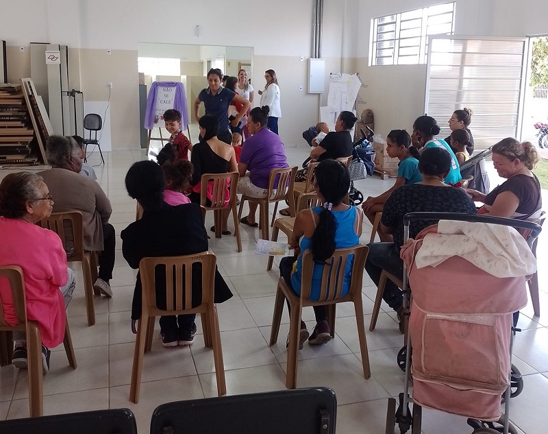Roda de Conversa debate violência contra a mulher na Vila São Pedro 2 Palestra CRAS 3