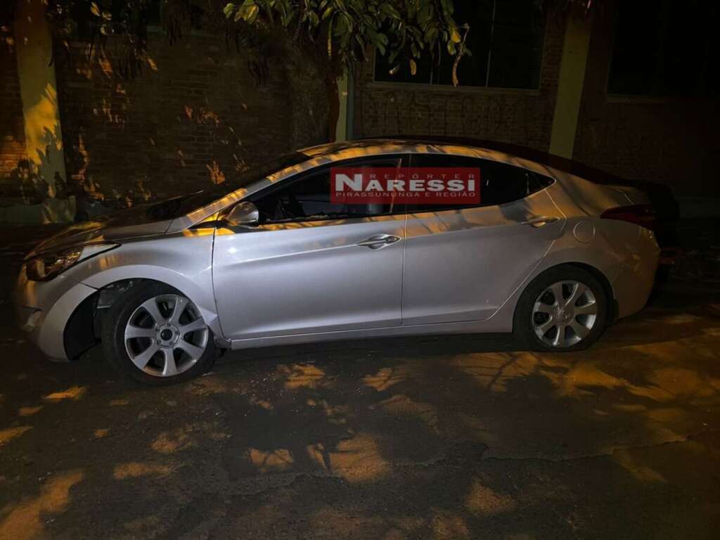 Após fuga alucinante homem abandona carro com pacotes de cigarros e acaba preso em matagal 1 WhatsApp Image 2023 09 11 at 09.08.57 1