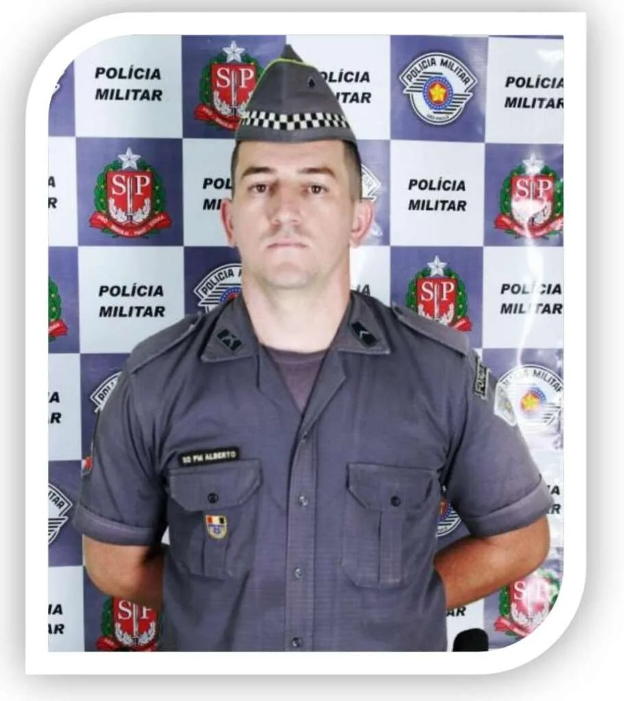 Capitão PM Marina rende homenagens à três policiais destaques do mês de março 4 a0e5dd99 afc7 4dd0 b201 9a337c4c1486