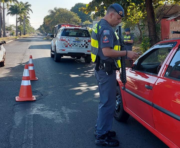Capitã Marina, da 3ª Cia. PM de Pirassununga, desencadeou “Operação Estreitamento de Vias 1 18ca295e 7b3b 4324 92b2 c14eedaa796a 1