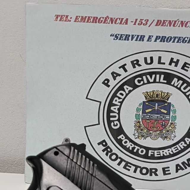 GCM apreende simulacro e evita furto de motocicleta. Delegado de Polícia não registrou o caso 1 baixados 76