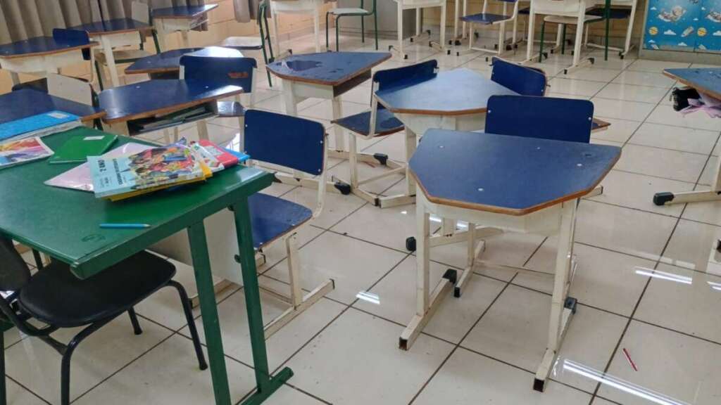 Prédio do CAIC apresenta problemas e Defesa Civil passa responsabilidade para equipe de Engenharia da Prefeitura 7 631217be d2ff 4168 9db1 9ca4fa9ca3ec