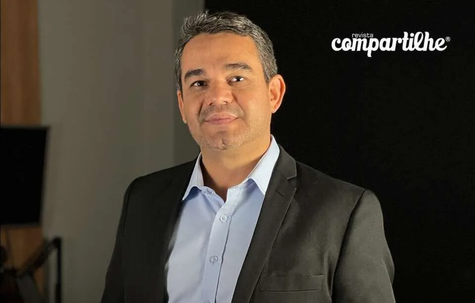 Prefeito Lubrechet proíbe entrevistas de comissionados do 1º, 2º e 3º escalões 1 Prefeito fernando Lubrechet e1737120324646