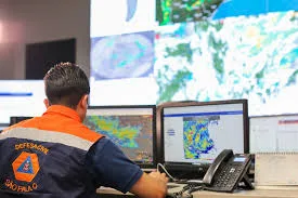 Defesa Civil do Estado de São Paulo faz alerta de Risco Meteorológico 1 baixados 12