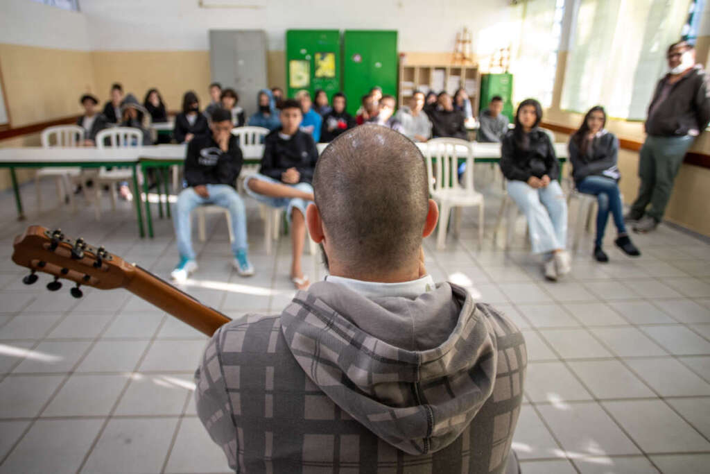 Projeto Violão na Escola inicia nova temporada com apresentações em Rio Claro, Itirapina e São Carlos 1 Copia de VIOLAO NA ESCOLA 1