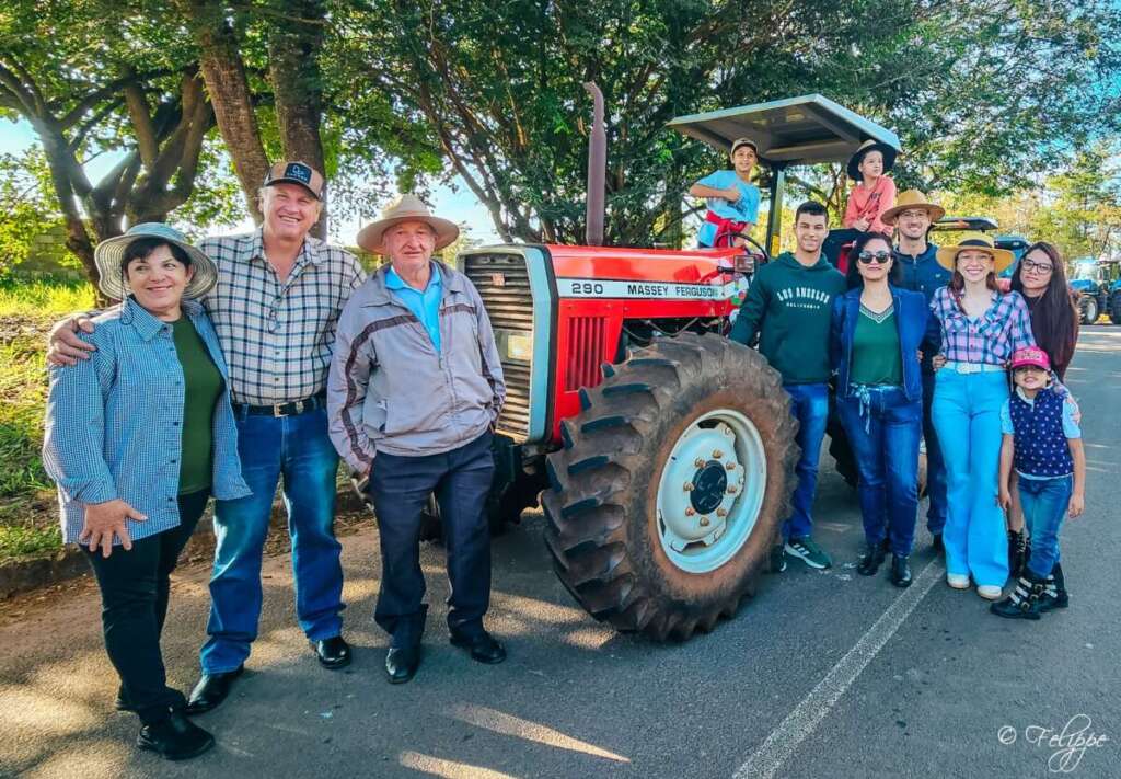 Fé, Tradição e Gratidão à Terra: A 3ª Tratorada da Paróquia Santa Rita de Cássia. 21 IMG 20250527 WA0087