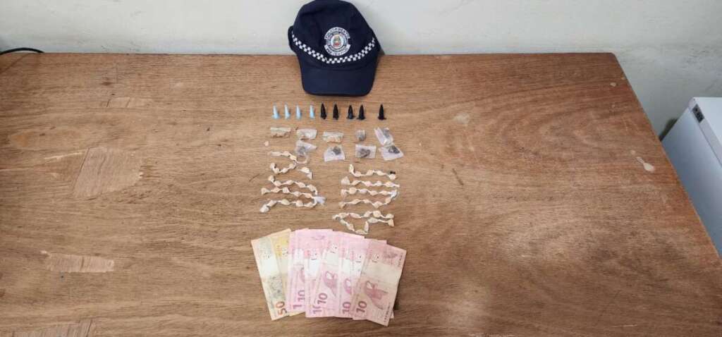 GCM de Porto Ferreira impecável no combate ao tráfico de drogas. Uma mulher e dois homens foram presos, adolescente liberado 1 WhatsApp Image 2025 05 28 at 08.22.45