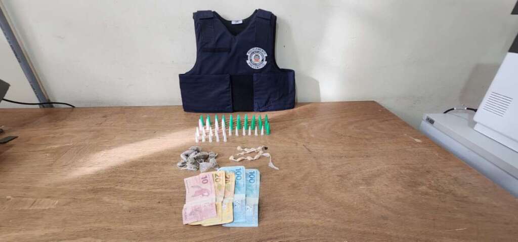 GCM de Porto Ferreira impecável no combate ao tráfico de drogas. Uma mulher e dois homens foram presos, adolescente liberado 2 WhatsApp Image 2025 05 28 at 08.23.00