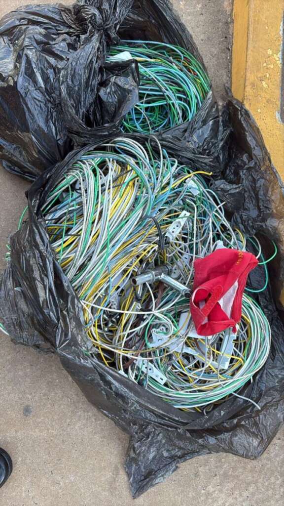 60 kg de fio elétricos foram cortados e levados da “UPA”. Denúncia leva GCM prender dois 2 e663175b 3e14 4d4a 9e57 39fd6ee0c12b