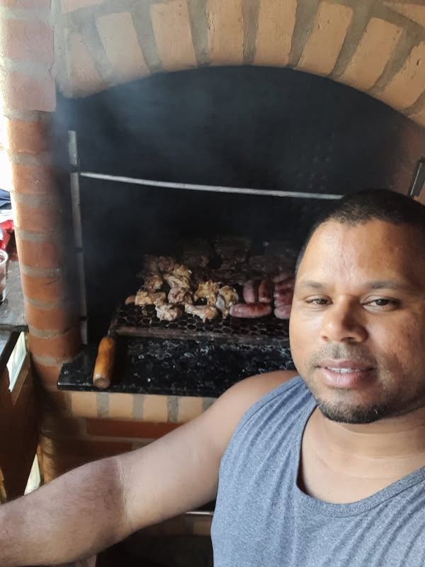 Morte. Alvejado com disparo de arma de fogo, motorista perde controle do caminhão que caiu em uma ribanceira 1 download 1