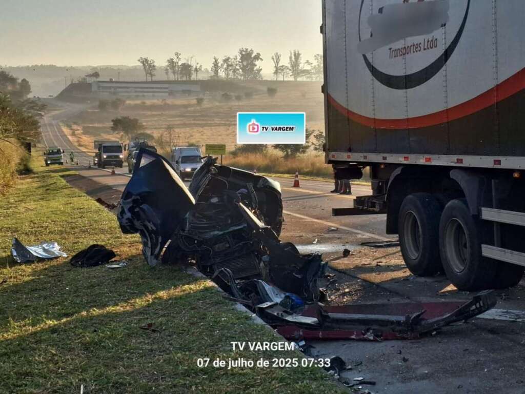 Tragédia na SP-344 em Vargem Grande do Sul. Pai e filho morrem em grave acidente, mulher está hospitalizada 2 1ba3dc84 683b 46d3 9e0b 2731daeb927f 1