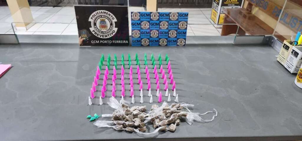 Porto Ferreira. Em duas ações, GCMs tiram de circulação 382 porções de drogas e prende um criminoso 1 4e5d44eb 5b90 42c2 979a 5a1e8546e5ca