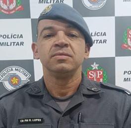 Comando da 3ª Cia. PM de Pirassununga, rende homenagens aos policiais de Força Tática e Apoio Tático 4 85dfb562 e1a7 4a51 9aae 63ef88cf6019