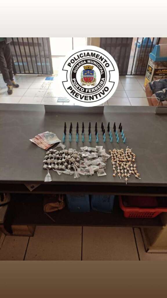 Porto Ferreira. Em duas ações, GCMs tiram de circulação 382 porções de drogas e prende um criminoso 2 9da14600 3e19 4145 a141 f7120494fff6