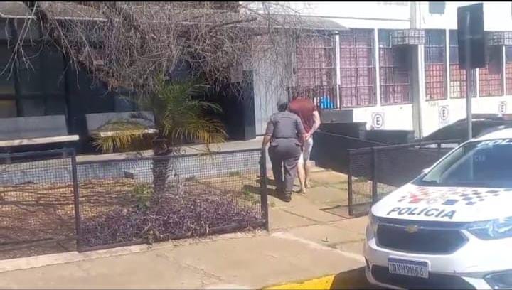 Bizarro. Com passagens por tráfico, roubo e Fundação Casa, preso pela PM, com arma de fogo adolescente é liberado 4 65b7ca48 c76f 40b8 941e a751a8f8b551 1