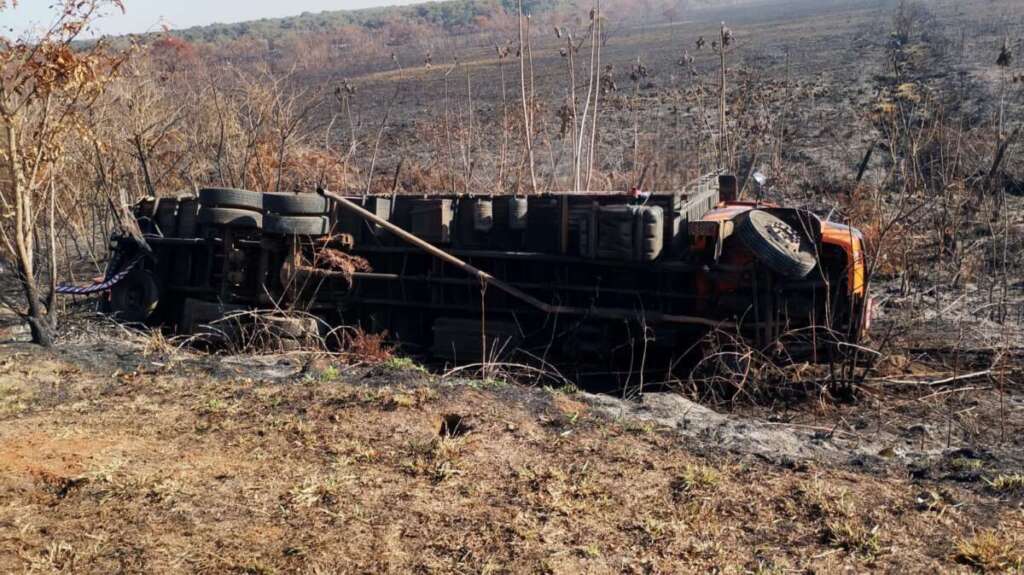 Colisão traseira devido a neblina/nevoeiro, deixa vítima grave no Km 35, da SP -225, em Pirassununga 1 8234a1b4 d301 4acb af93 4635262d0de2